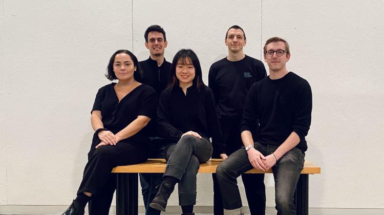 Group photo of the enTwine team, Mikel Berra Sandin, Sofia Chiappero, Zak Davidson, Hannah Leung, and Cale Wagner