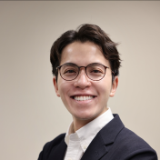 Photo of Hung Vo