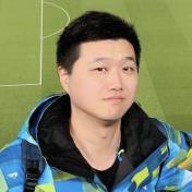 Headshot of Liu Liu
